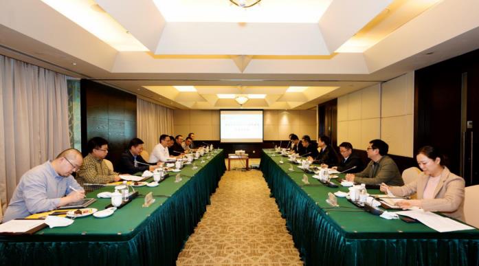 集团党委书记、董事长任丁会见重庆尊龙凯时集团董事长乔昌志一行