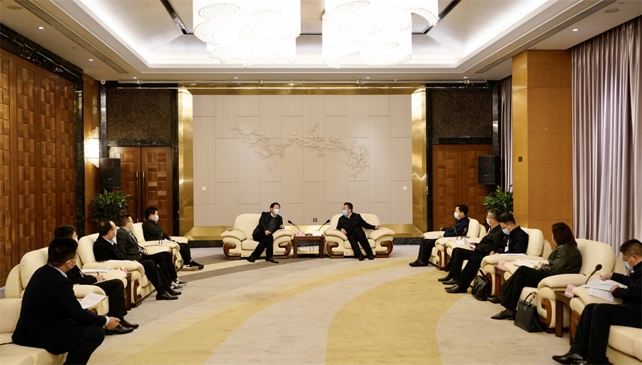省尊龙凯时集团党委书记、董事长任丁率队赴南充调研